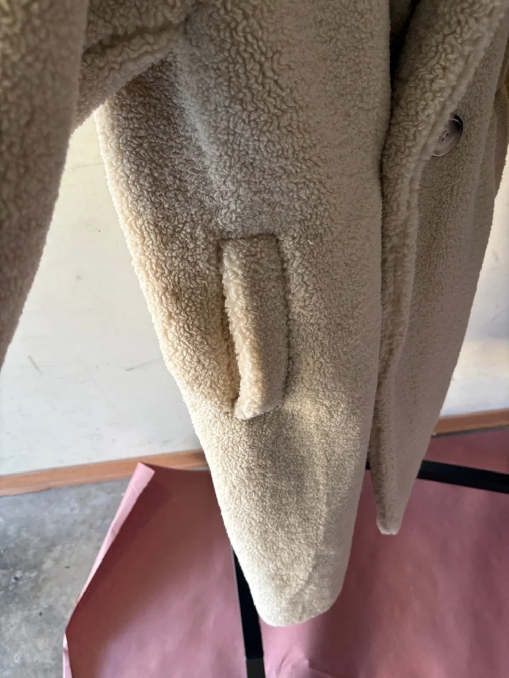 Elie Tahari Ivory Sherpa Teddy Coat - Picture 3 of 5